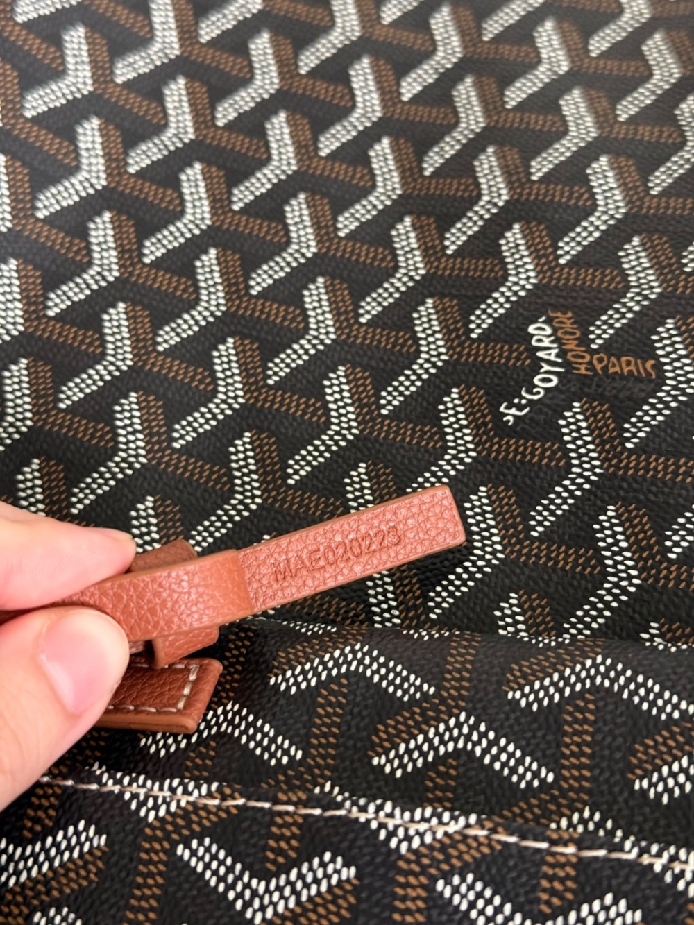 Boheme Hobo PM Bag - Brown Strap Luxury - Picture 5 of 16